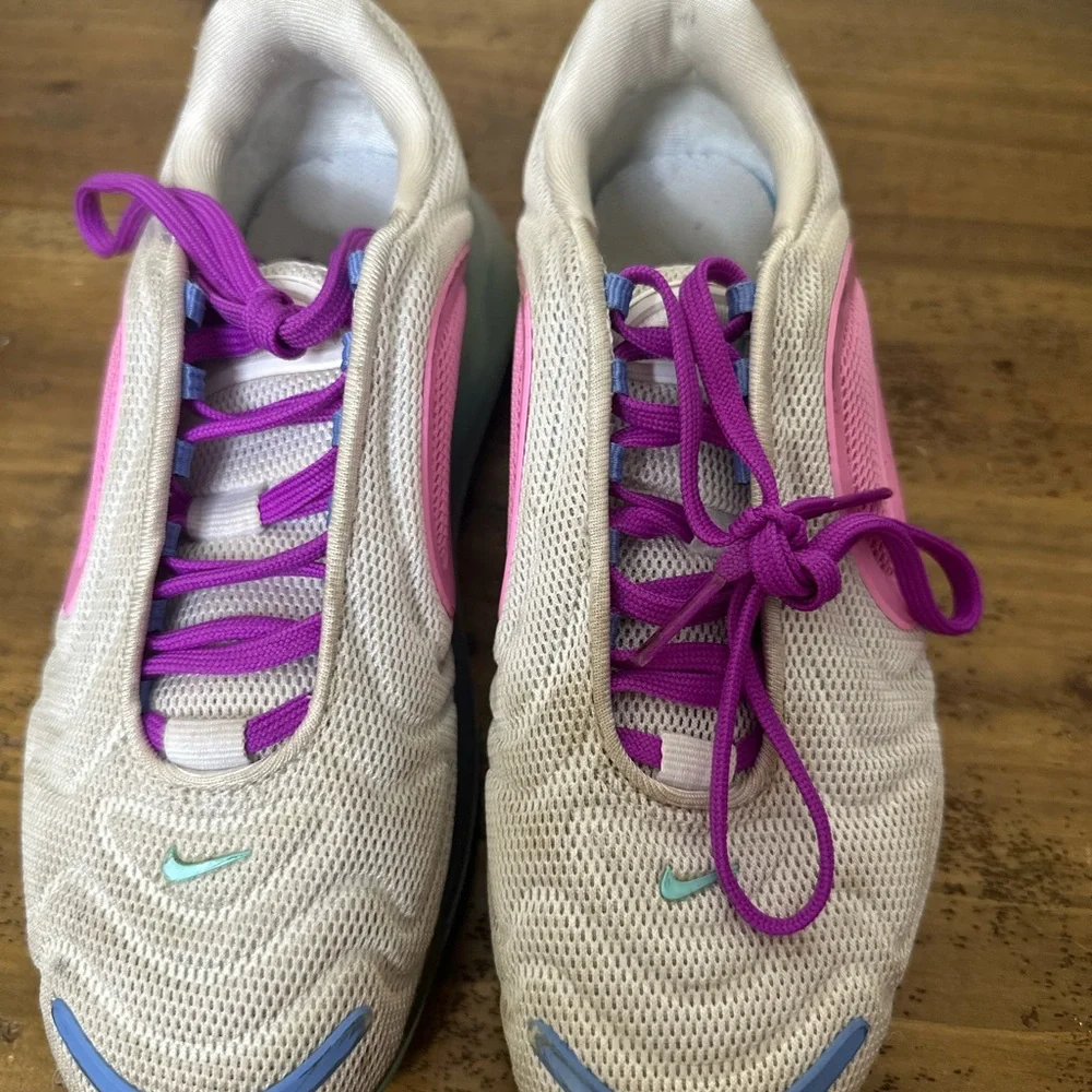 NIKE Air Max 720 Shoes White Pink Chalk Blue UNICORN AR9293-102 Women's Size 5.5